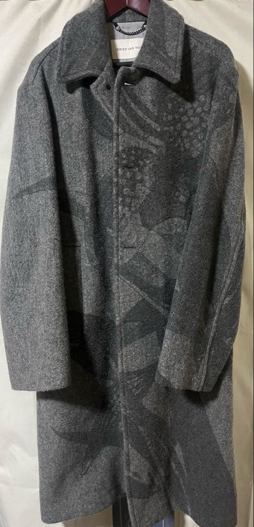 米津玄師　着用　dries van noten コート