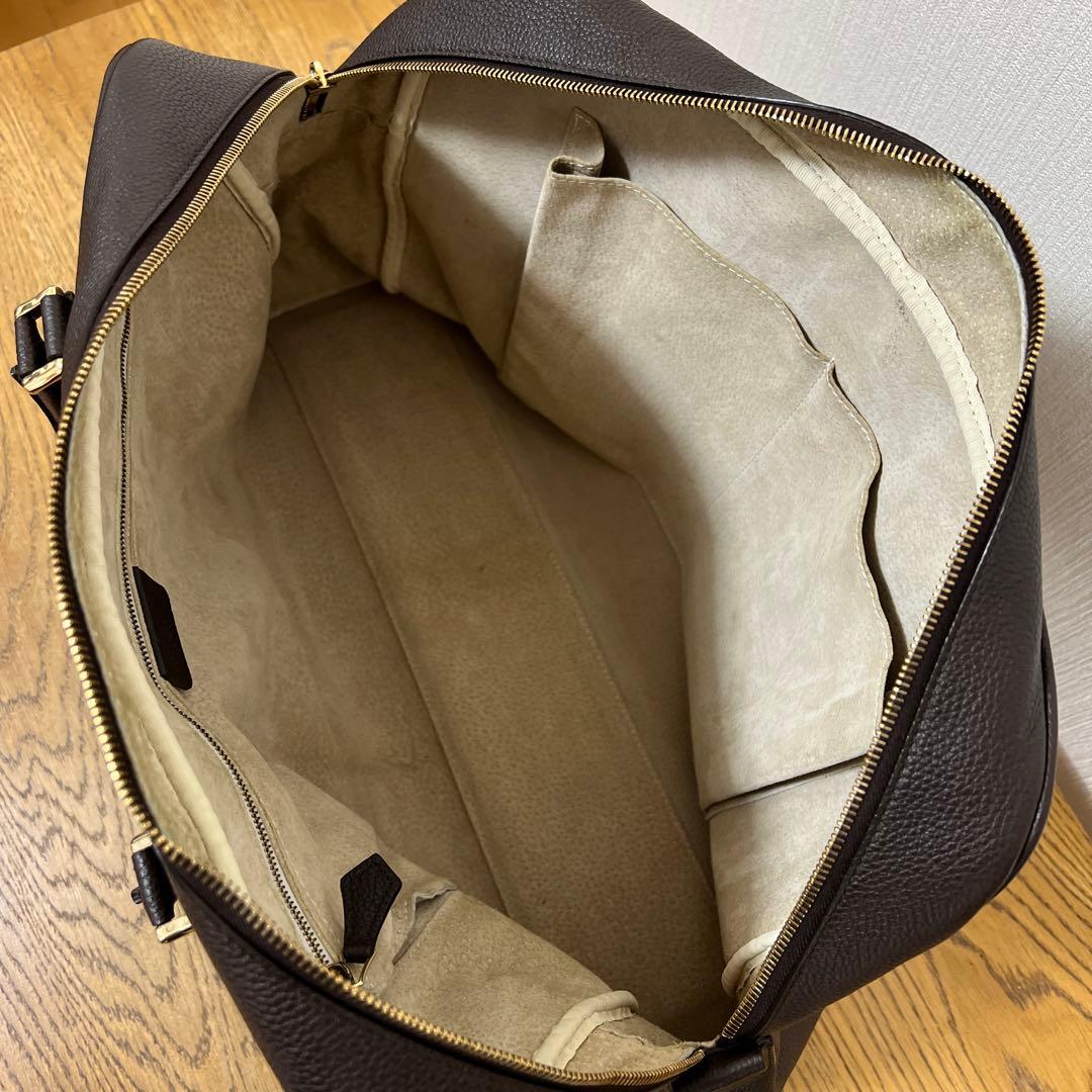 Cisei（シセイ/チセイ）シュリンクレザーブリーフバッグ