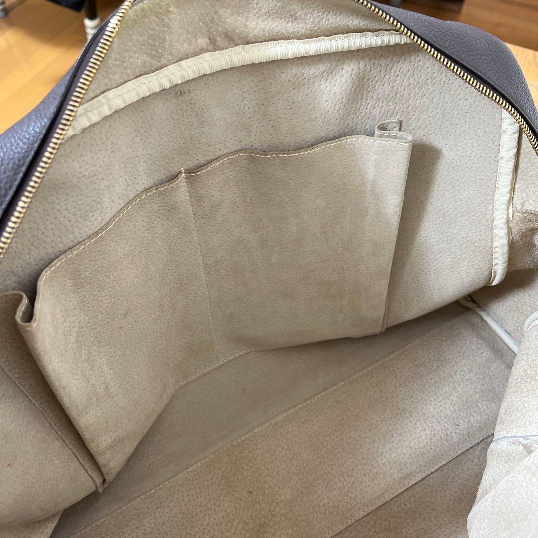 Cisei（シセイ/チセイ）シュリンクレザーブリーフバッグ