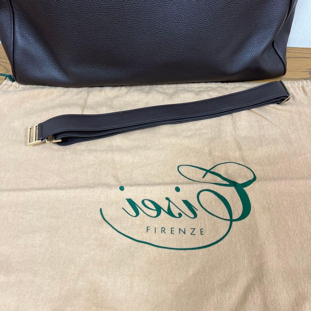 Cisei（シセイ/チセイ）シュリンクレザーブリーフバッグ