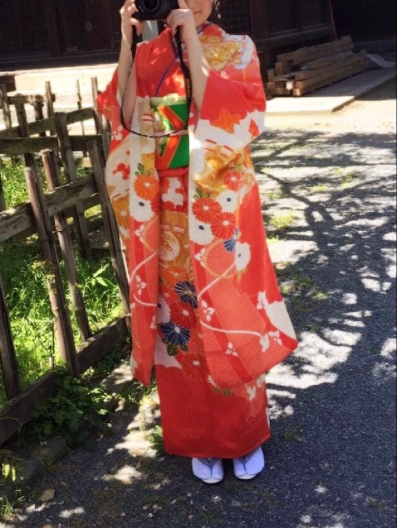 ★8,000円値下げしました！正絹振袖 手描き友禅 金駒刺繍 帯セット