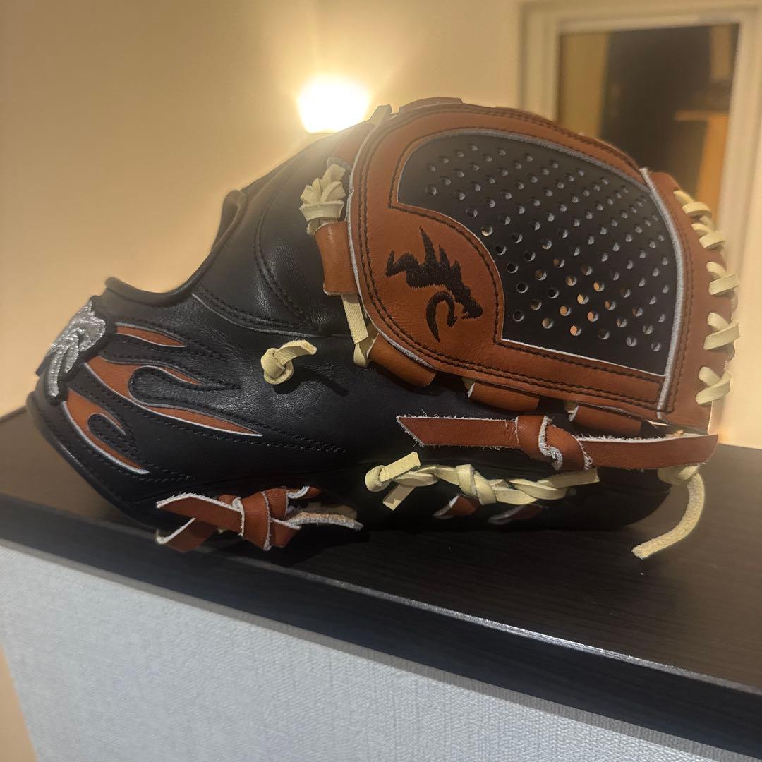 RYU 軟式グローブ 黒/茶色　限定