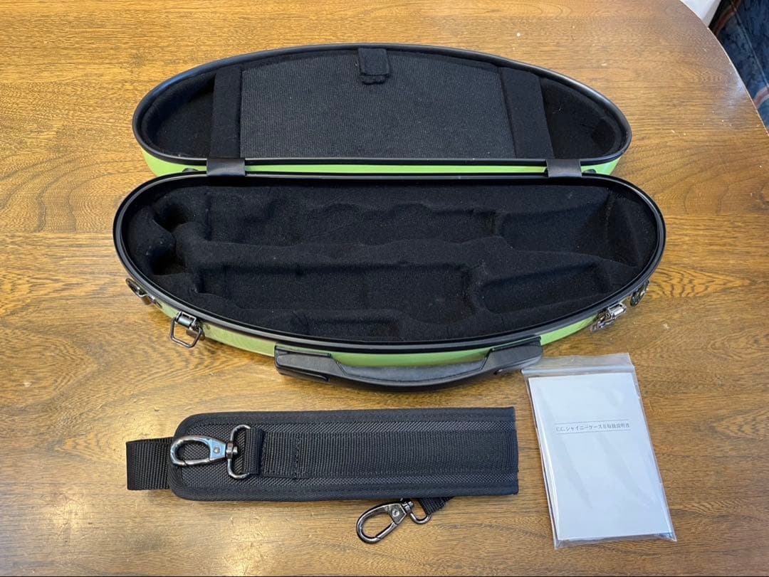 C.C.シャイニーケース　B♭クラリネット用 アップルグリーン