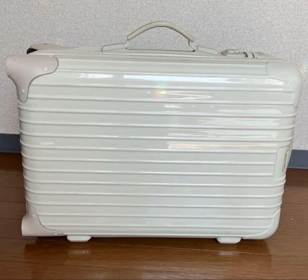 milk様【廃盤★UA別注】 RIMOWA リモワスーツケース　エクリュ　35L