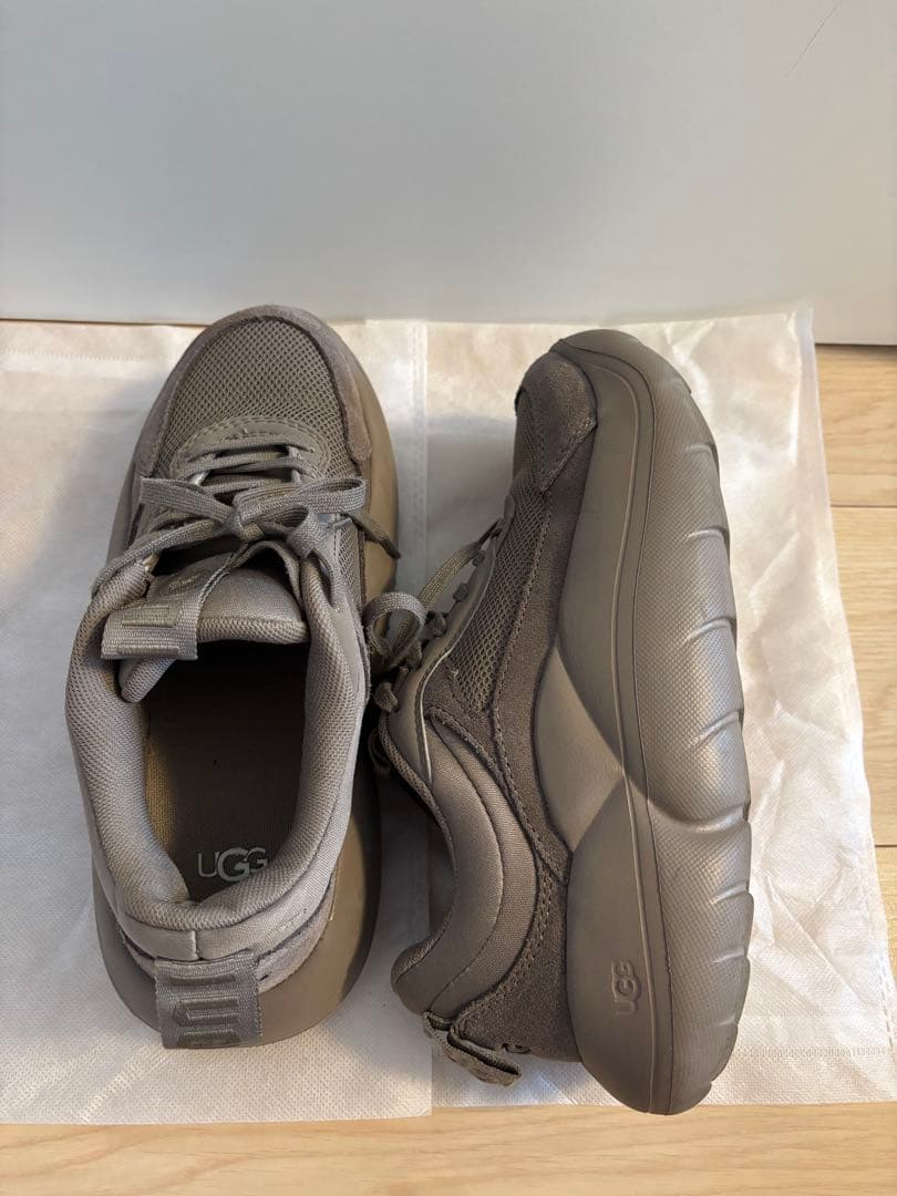 UGGアグ スニーカー W LA クラウド トレーナー 24.5cm 厚底