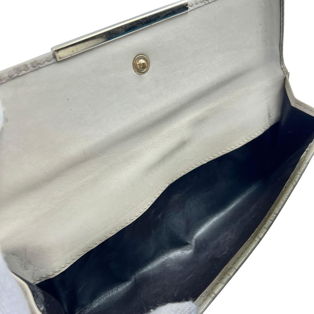 GUCCI シマ アイボリー レザー レディース 長財布 8054