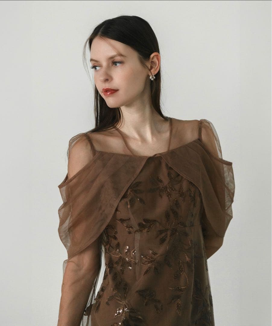 チュールロングスリーブリーフIラインワンピースドレス結婚式パーティー二次会成人式