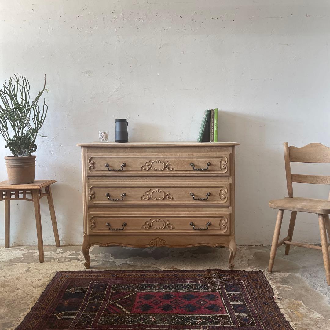 年末・年始SALE ビンテージ 3段チェスト 猫脚 剥離