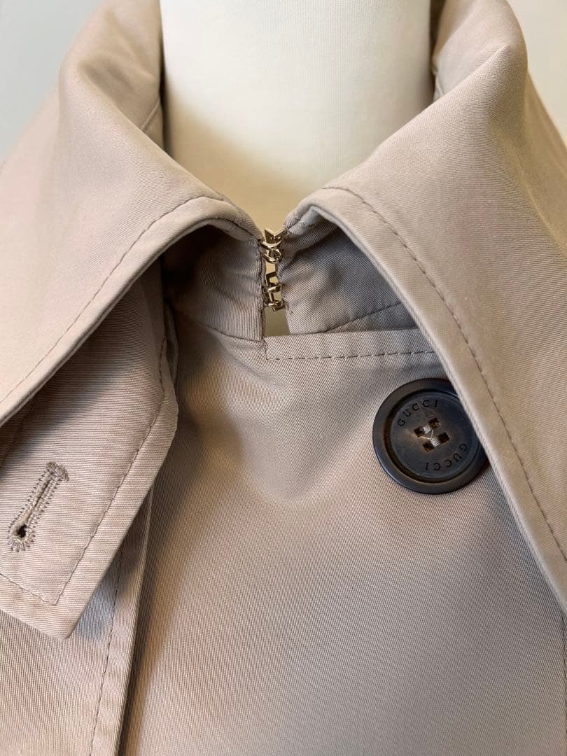 GUCCI お洒落なベージュ ダブルトレンチコート