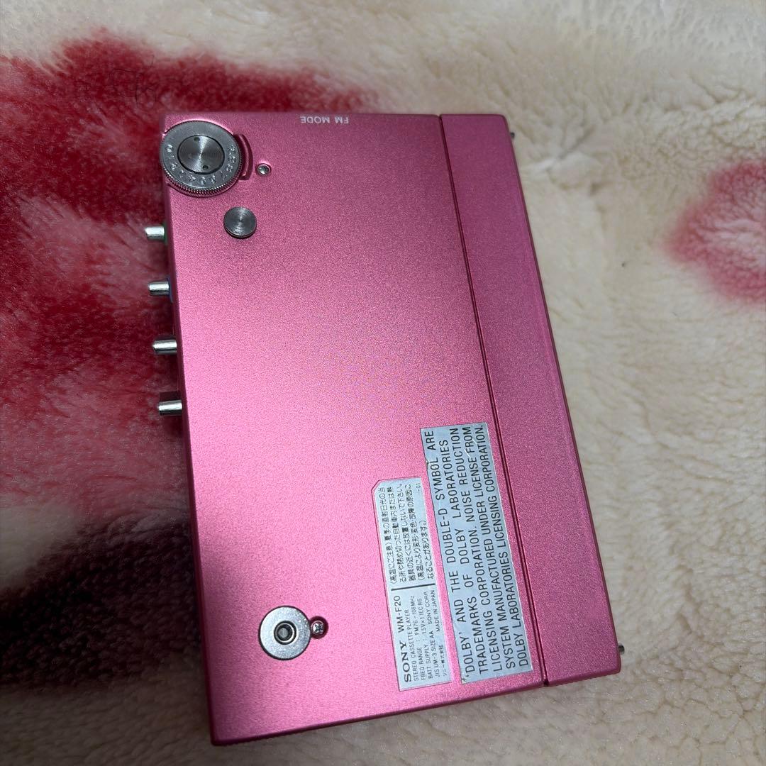 SONY カセットプレーヤー ピンク