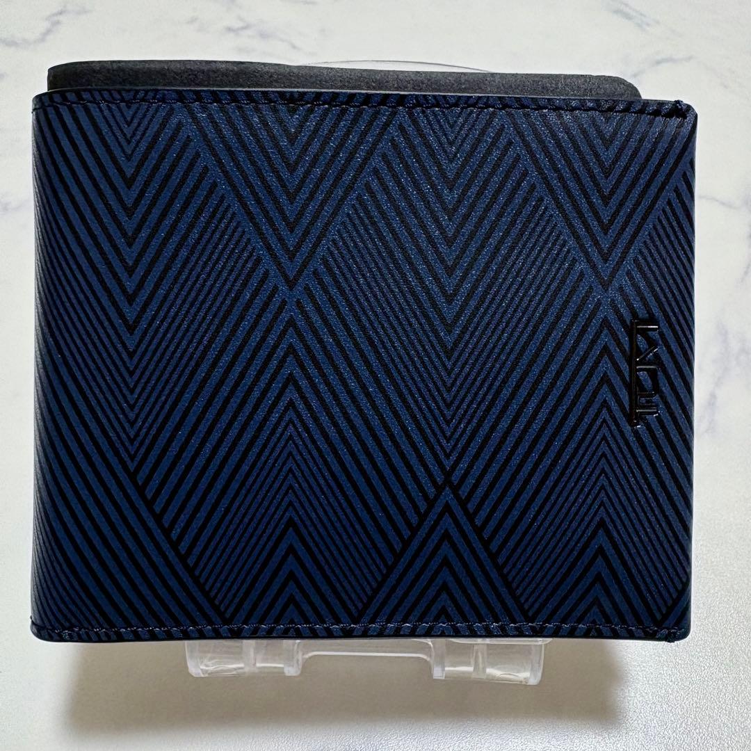 新品未使用 TUMI トゥミ 二つ折り財布 レザー ヘリンボーン 紺 札入