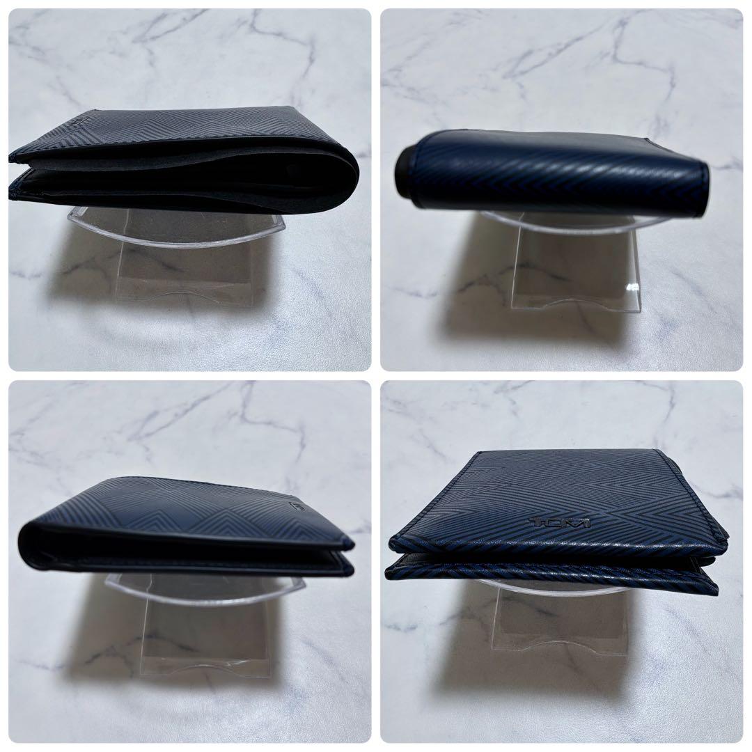 新品未使用 TUMI トゥミ 二つ折り財布 レザー ヘリンボーン 紺 札入