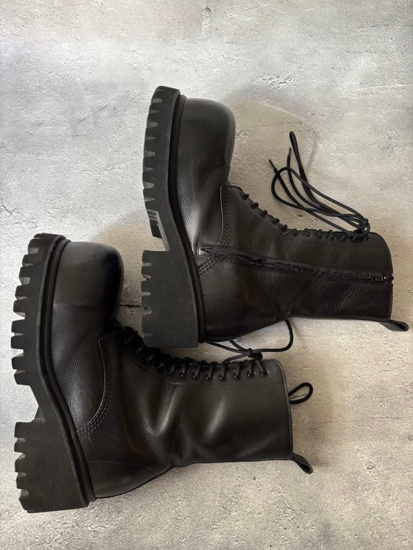 バレンシアガ BALENCIAGA　ストンパーレザーブーツ