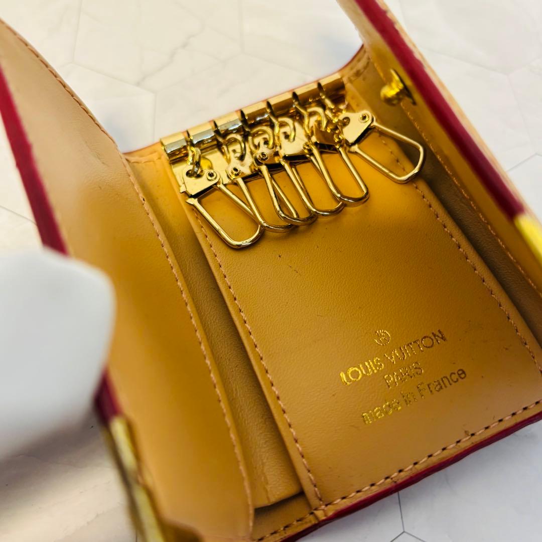 LOUIS VUITTON マルチカラー　カラフル　キーケース