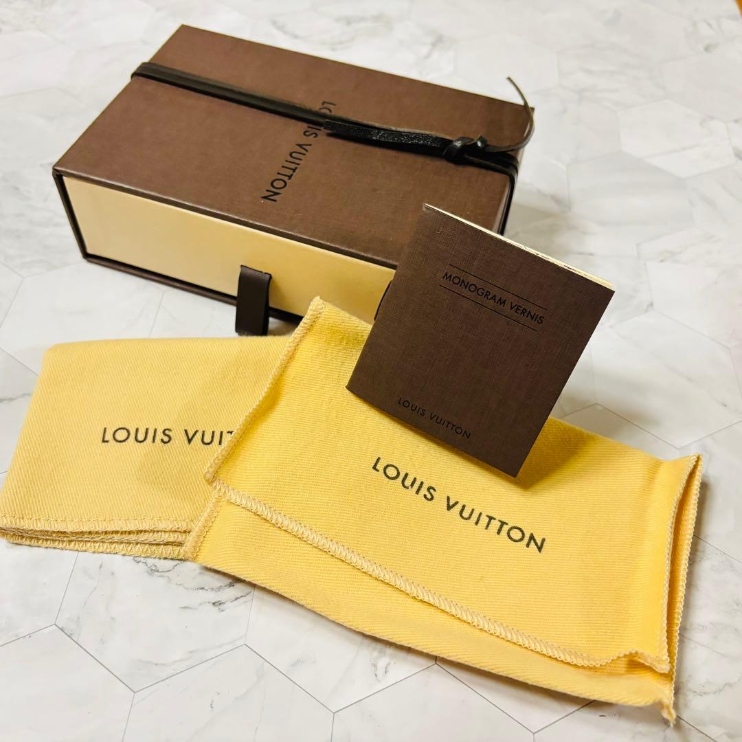 LOUIS VUITTON マルチカラー　カラフル　キーケース