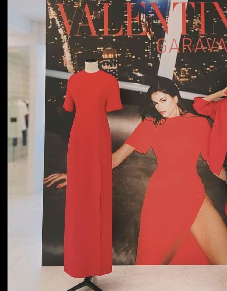 VALENTINO 赤 スリット入り ワンピース