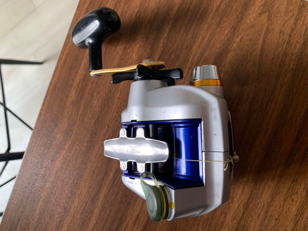 ダイワ HYPER TANACON 400F 電動リール