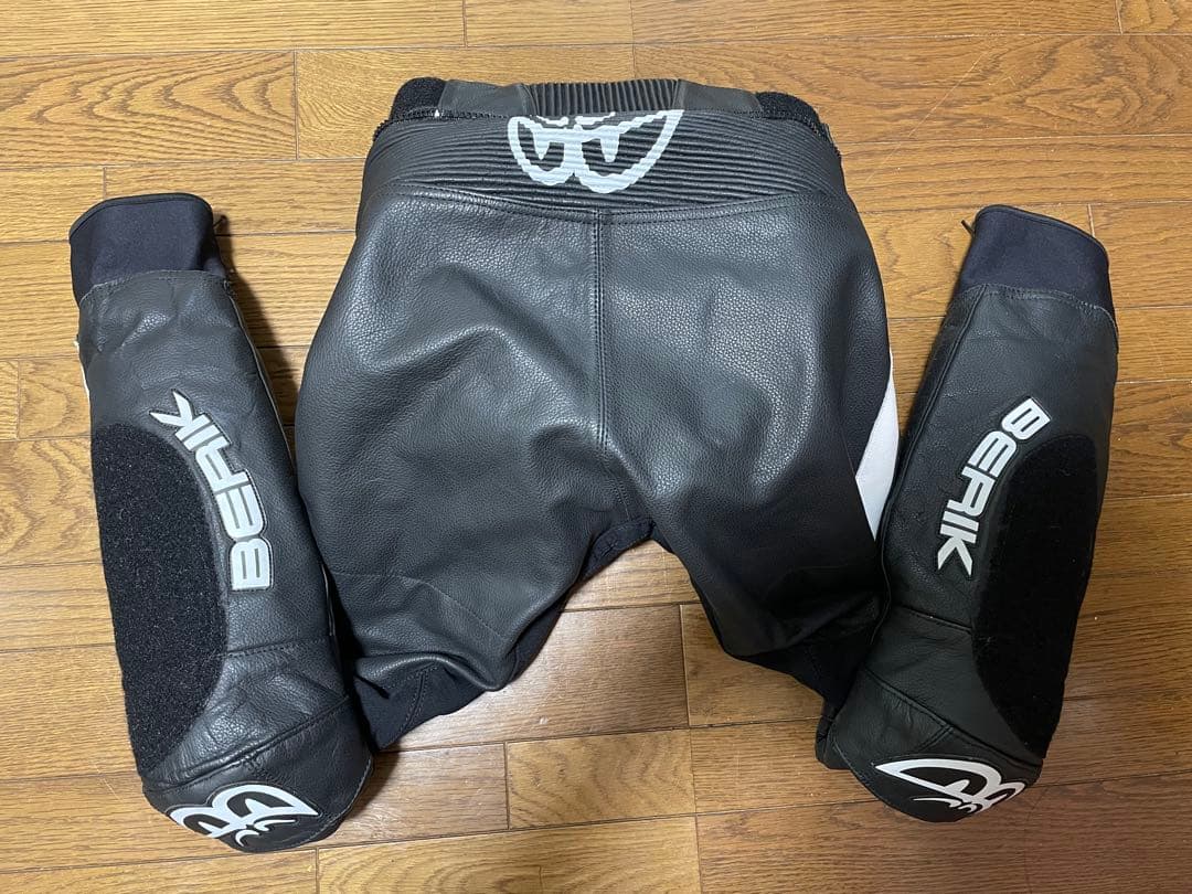 BERIKレザーパンツ サイズ50