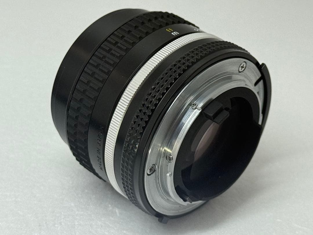 Nikon Ai-s Nikkor 50mm F1.4 SICコーティング