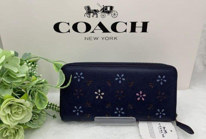 新品未使用コーチ長財布ネイビー花柄フラワーレディースメンズ送料無料即日発送