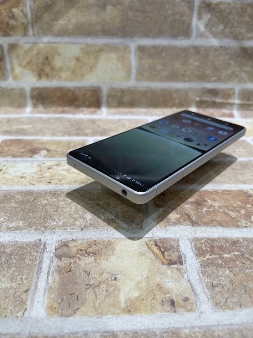 SIMフリー Xperia 5 Ⅳ 128GBエクリュホワイト 電池良好