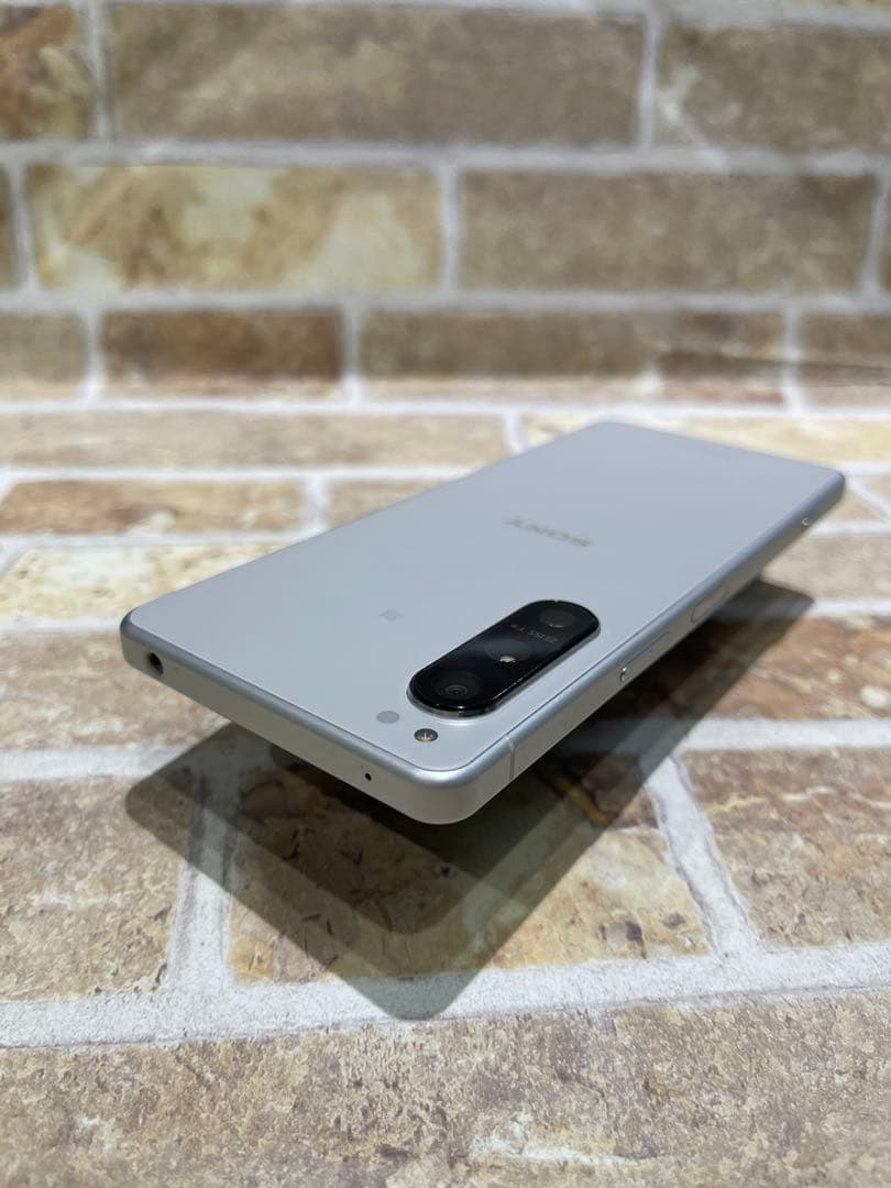SIMフリー Xperia 5 Ⅳ 128GBエクリュホワイト 電池良好