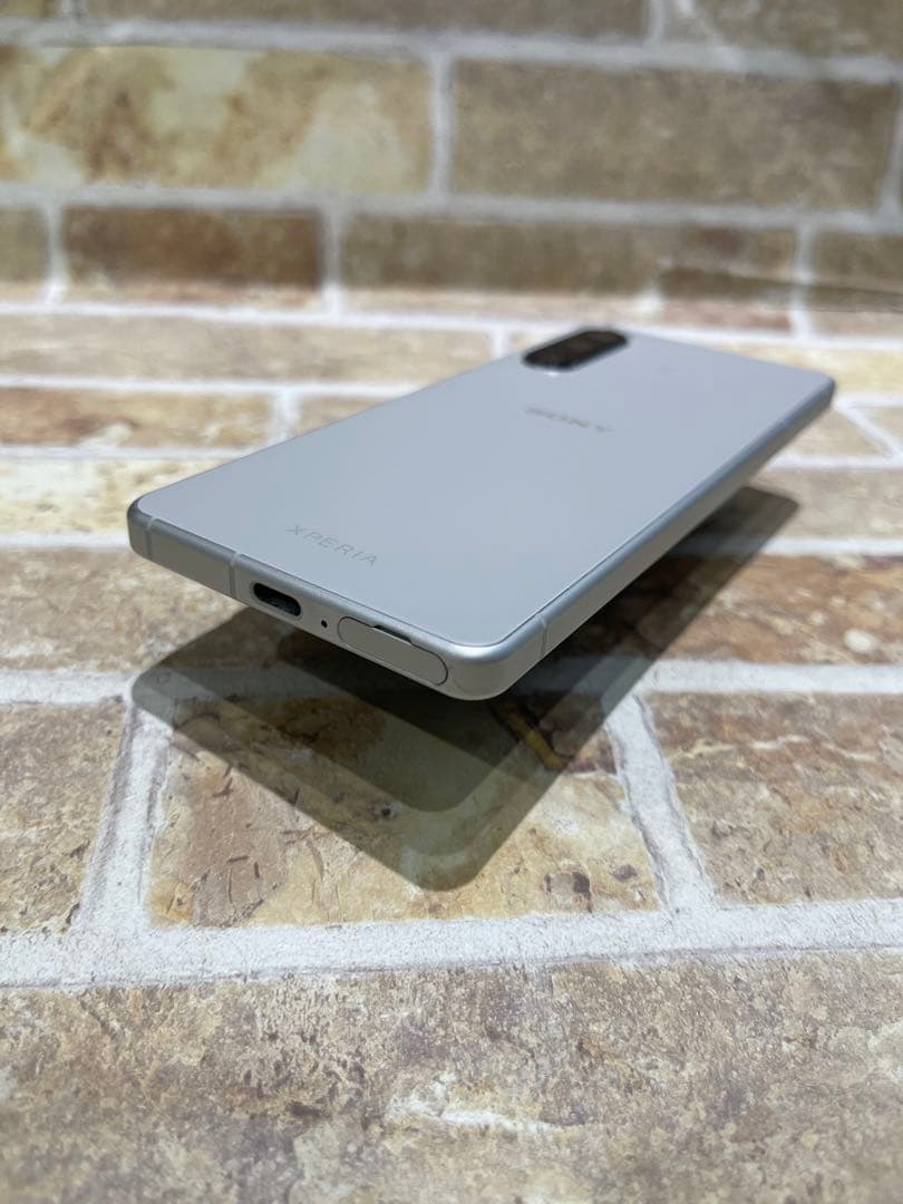 SIMフリー Xperia 5 Ⅳ 128GBエクリュホワイト 電池良好