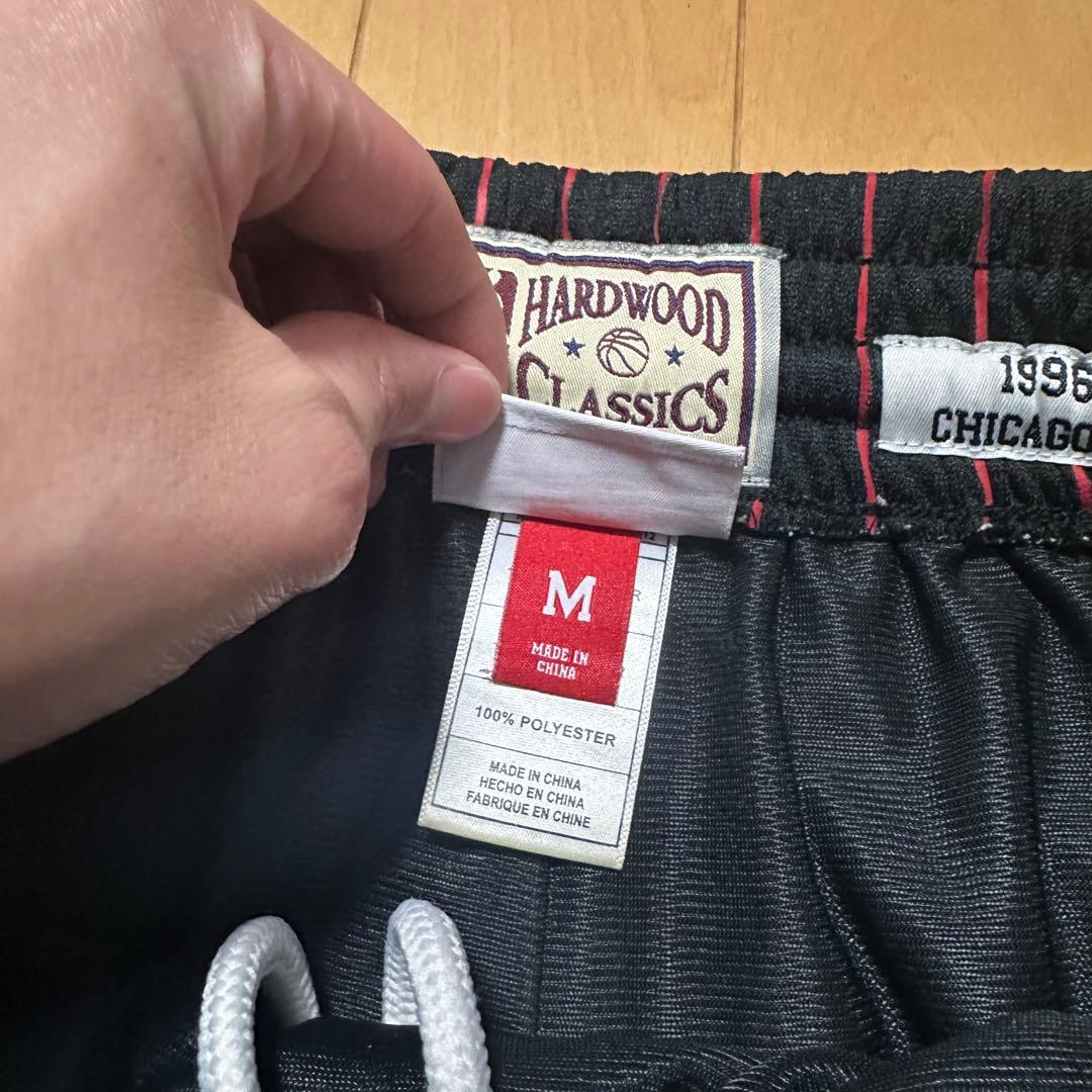 Mitchell & Ness Chicago Bullsパンツ