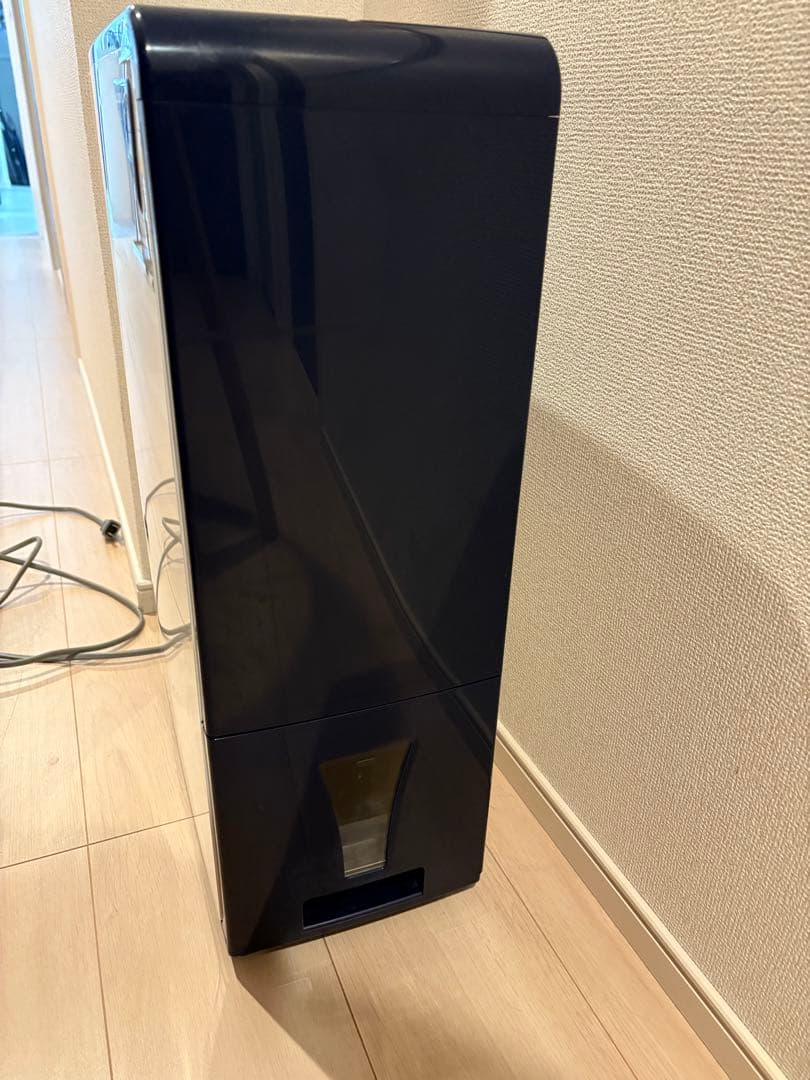 CORONA 除湿機 スリムタイプ