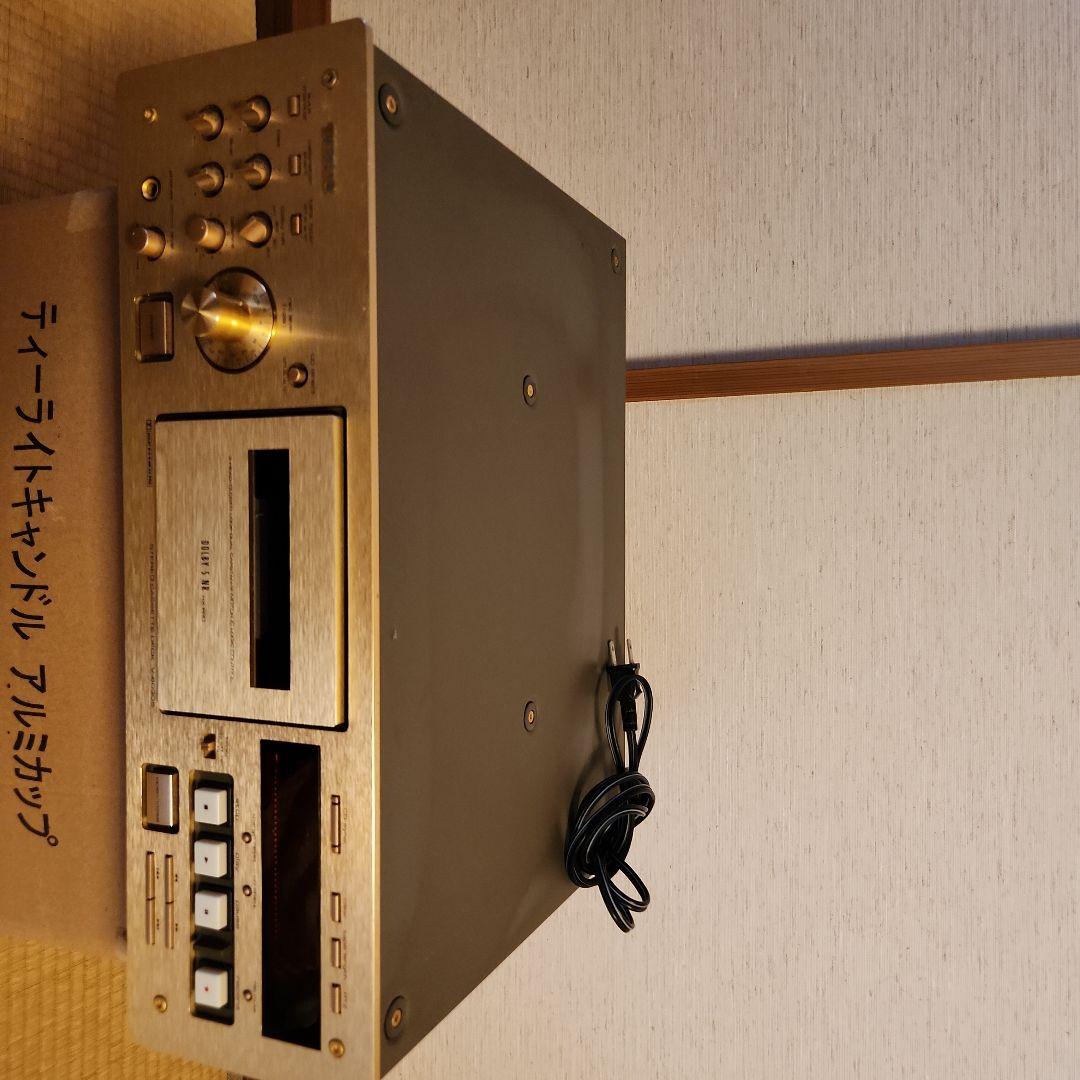 TEAC　カセットデッキV-6030s