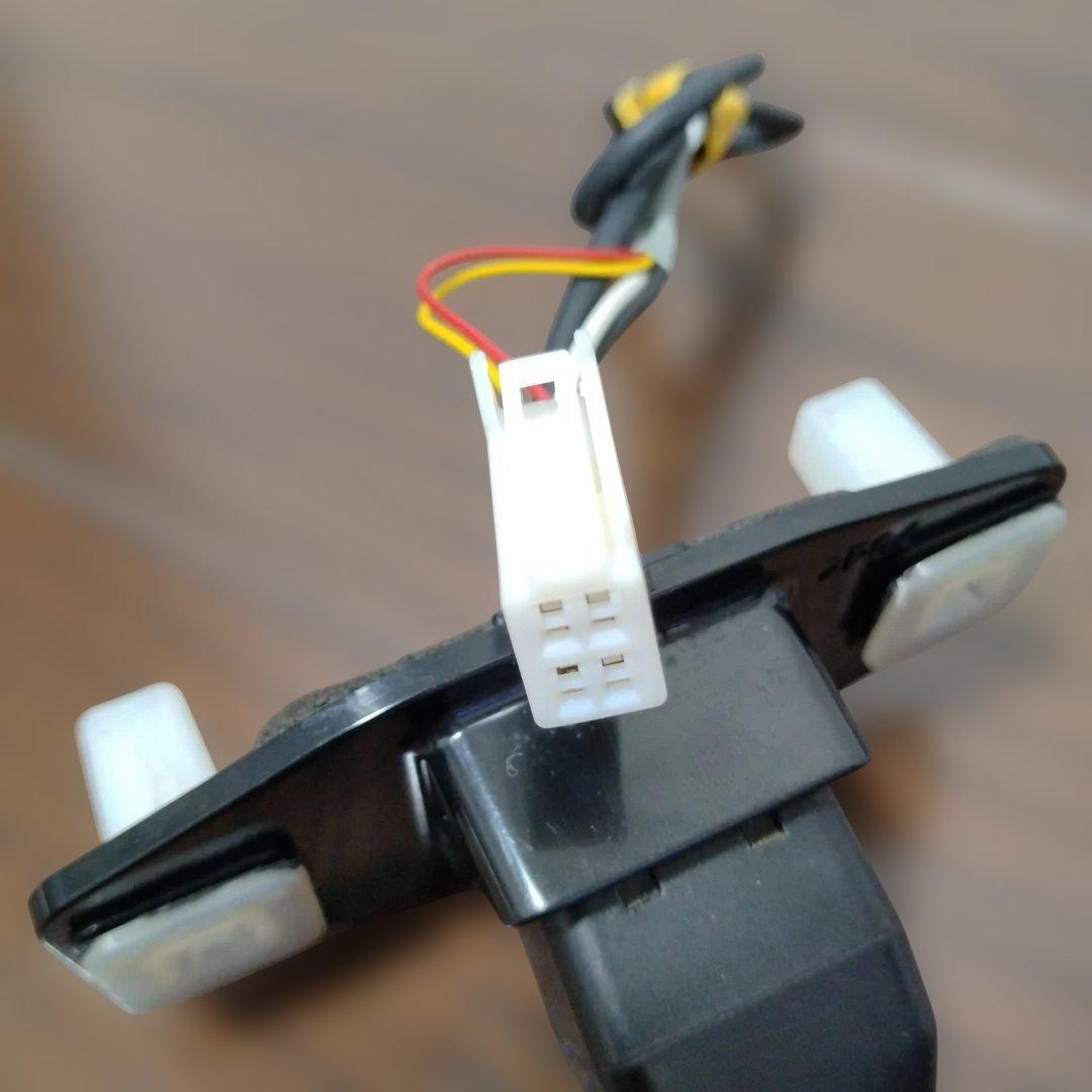 トヨタ純正 バックカメラ VOXY ZRR80 ZRR85 ZWR80 納車外し