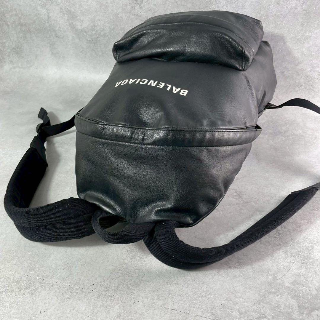 バレンシアガ エブリデイ バックパック レザー リュック ロゴ 大容量 ブラック