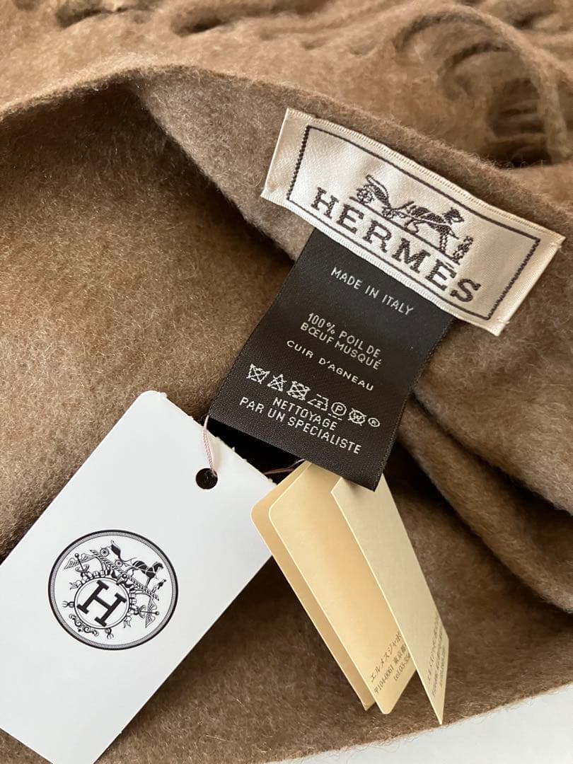 HERMES エルメス マフラー キヴィアック シープスキンパッチ　新品