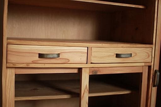 古い木枠のガラス戸棚　小引き出し2杯　食器棚　水屋　キャビネット　古家具　古民家