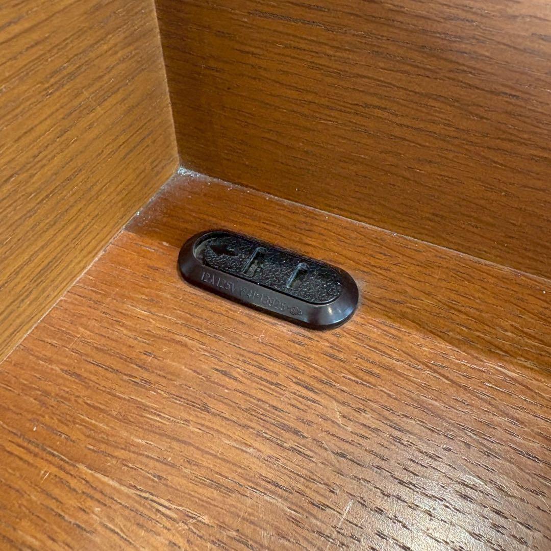 キャビネット　サイドボード　コンソール　飾り棚　多目的　木製　コンセント付き