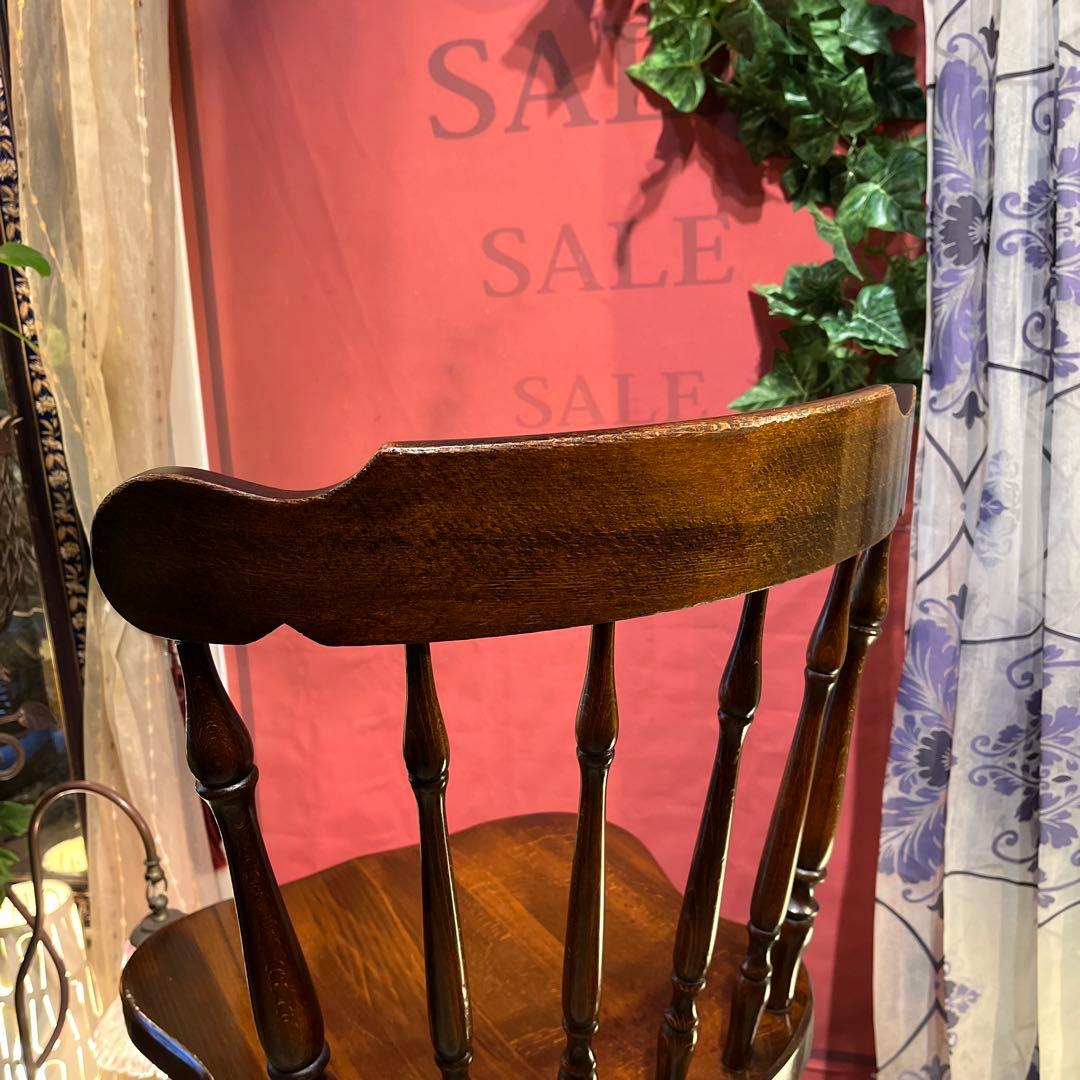 ぶた　L ４　キツツキマーク ヴィンテージ スピンドルチェア　飛騨産業