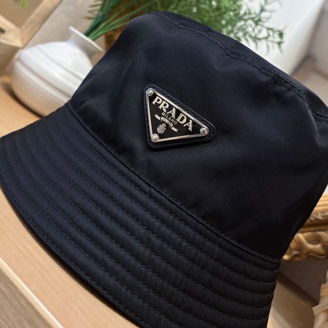 PRADA プラダ　ナイロン　バケットハット