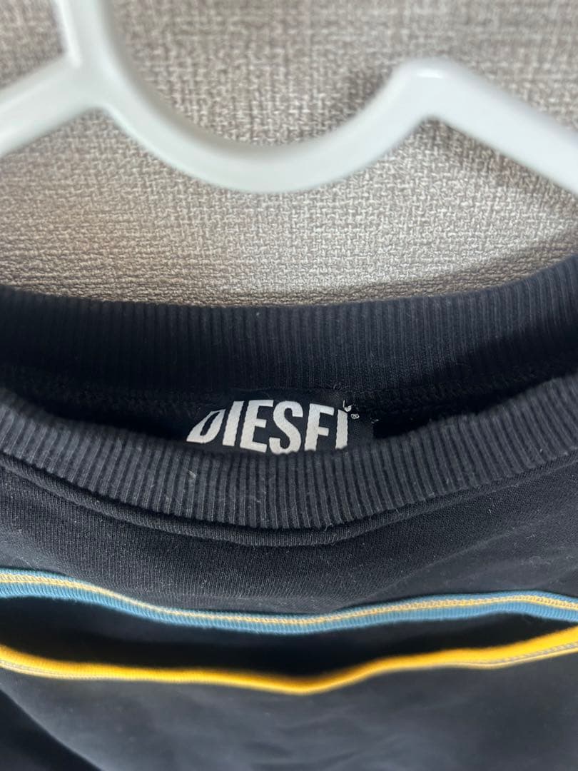 専用　　DIESEL カットアウト ブラック スウェット