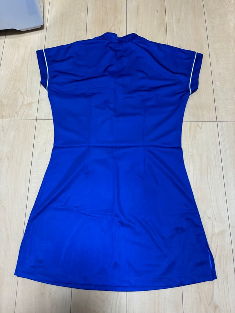 adidas FIFA トレフォイルロゴ 万国旗タグ チャイナドレス