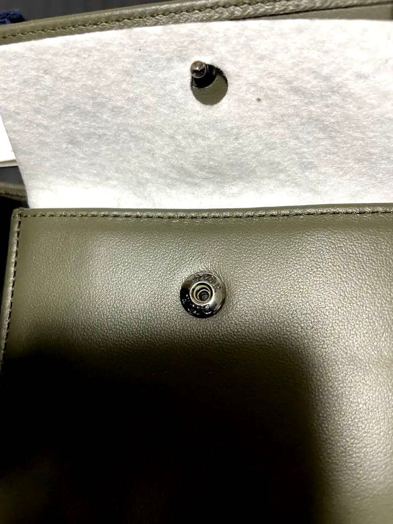 Dior ディオール　ロゴ　二つ折り財布 新品