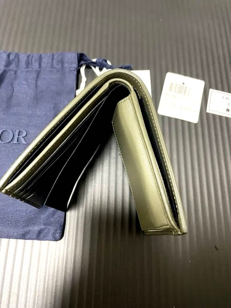 Dior ディオール　ロゴ　二つ折り財布 新品