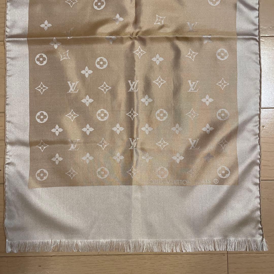 LOUIS VUITTON エシャルプ カプリ シルクストール ベージュゴールド