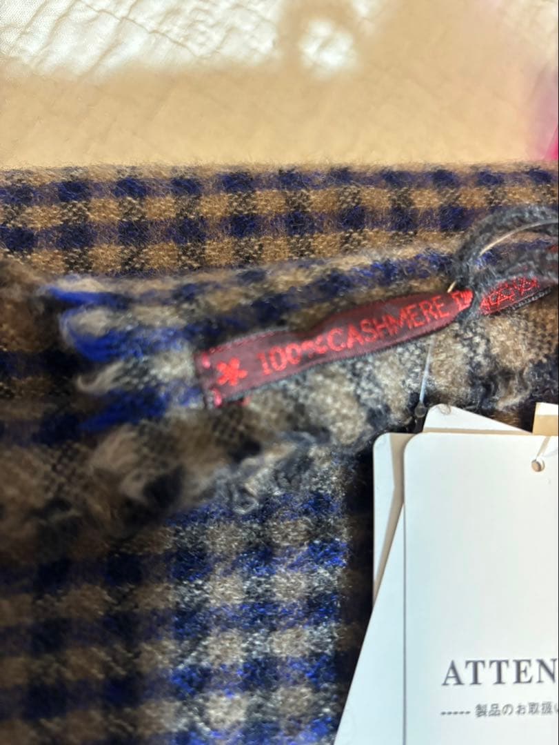新品未使用 ダニエラグレジス カシミア ストール 140×70㎝