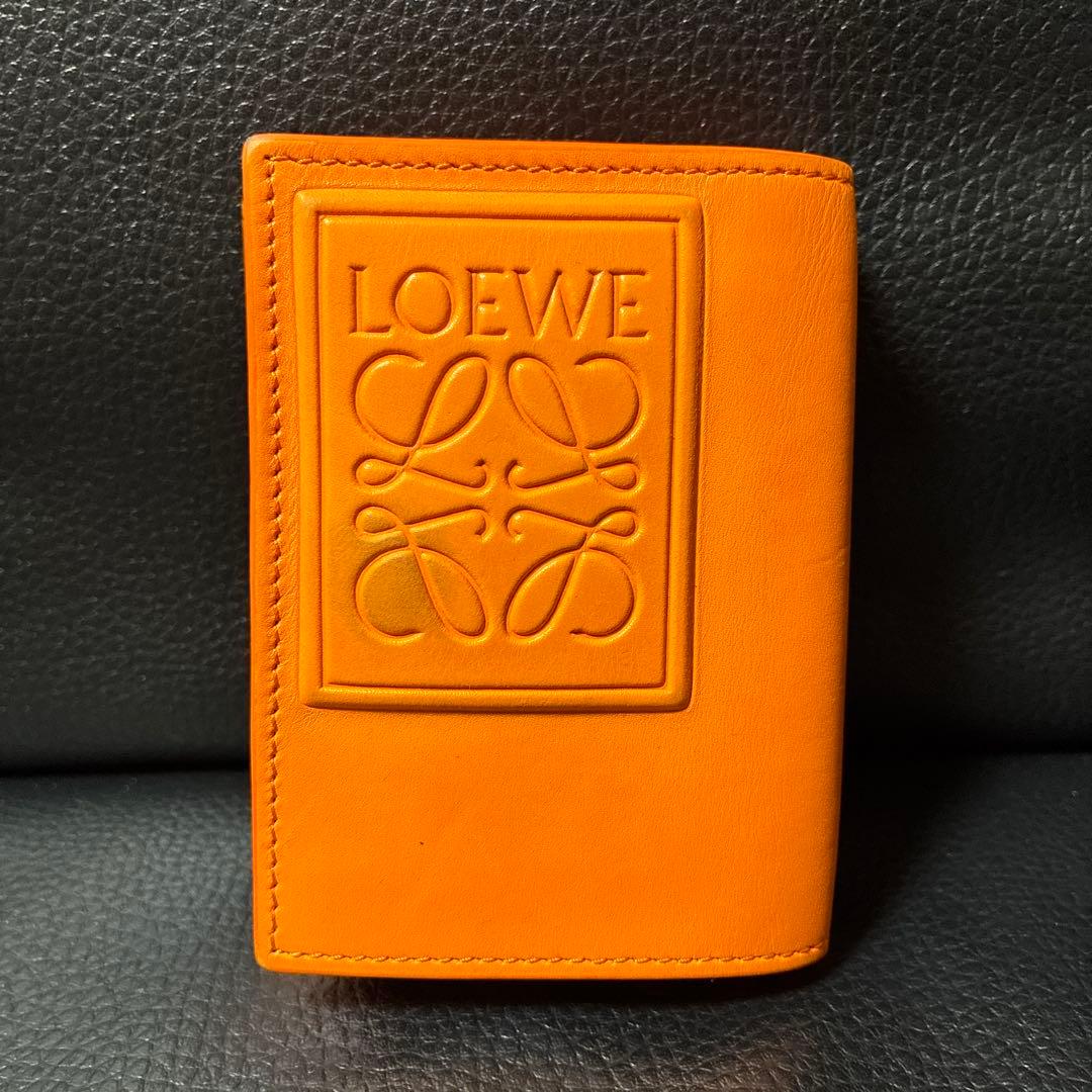 LOEWE オレンジ 三つ折り財布（箱 巾着 レシート付属）