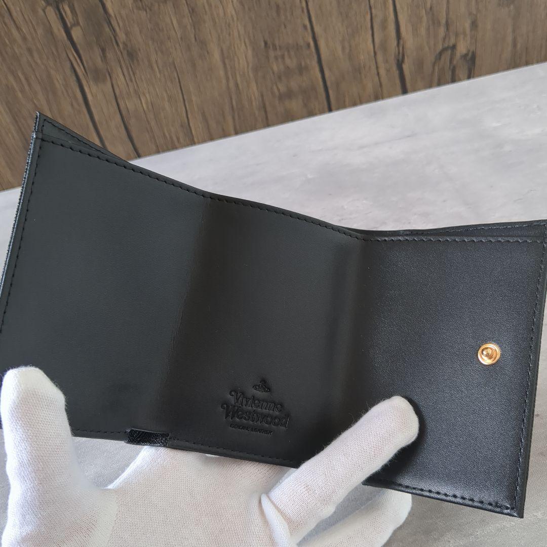 【新品】ヴィヴィアンウエストウッド　　三つ折り財布　165VW748