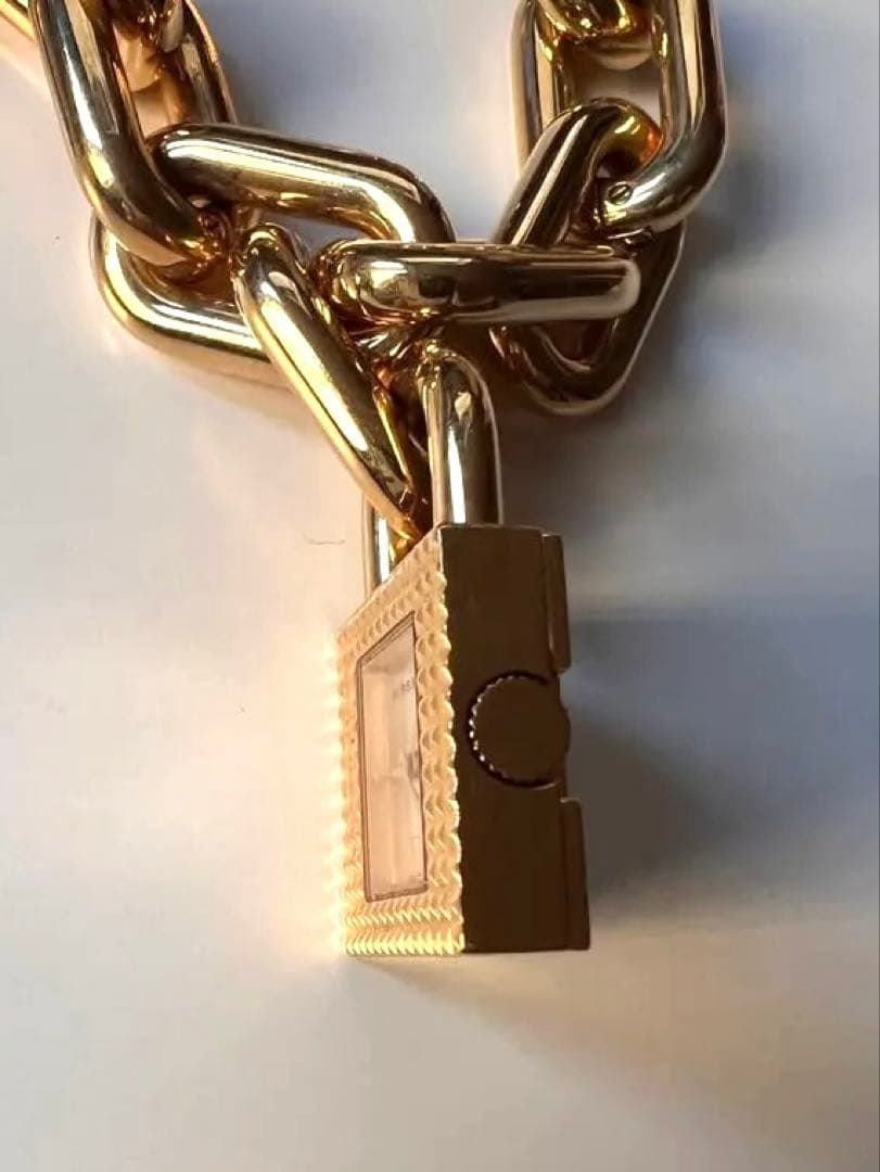 【未使用品】Burberry Lock & Key Watch 電池切れ