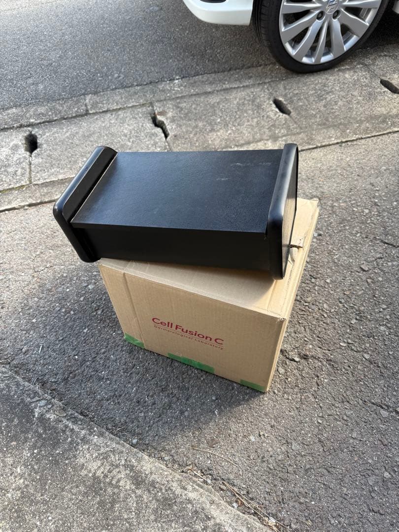 ハイエース用センターアンダーコンソールボックス