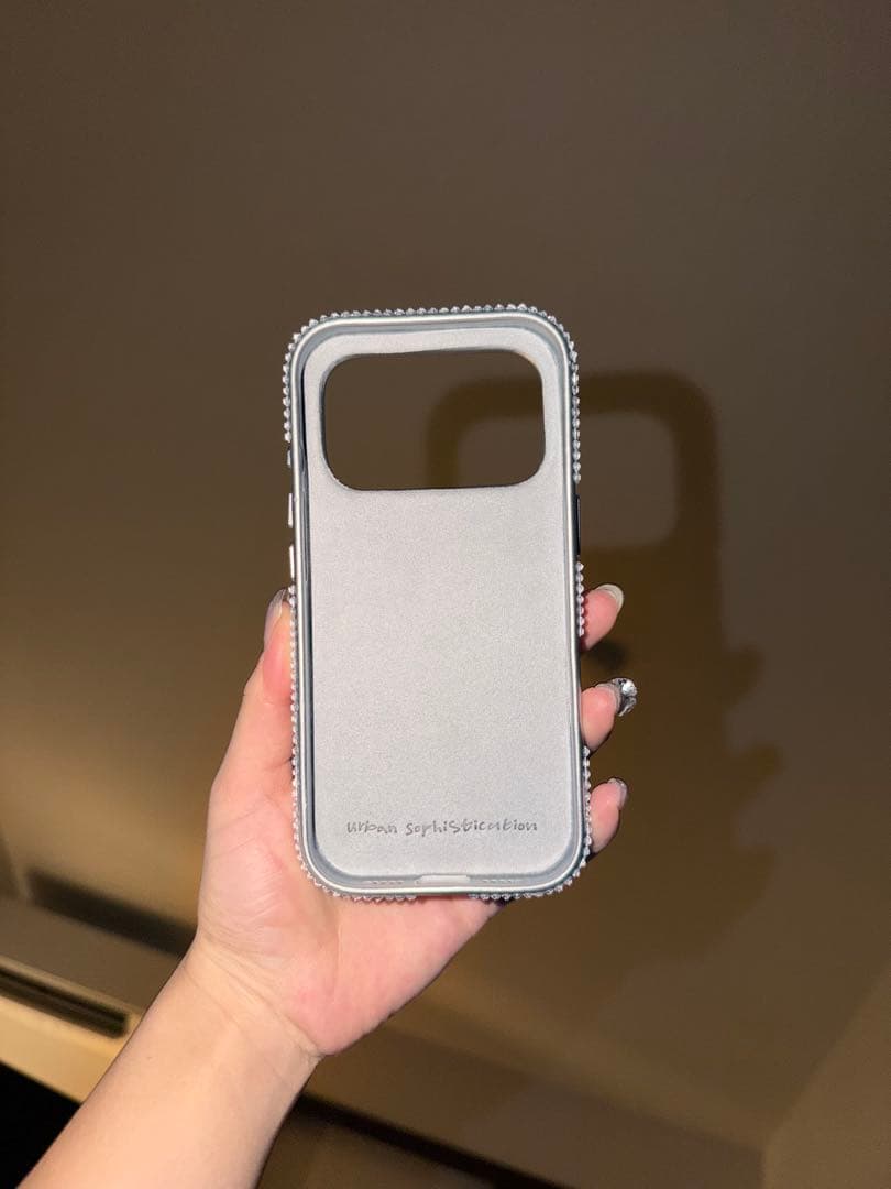 iPhone17Pro Urban Sophisticationケース