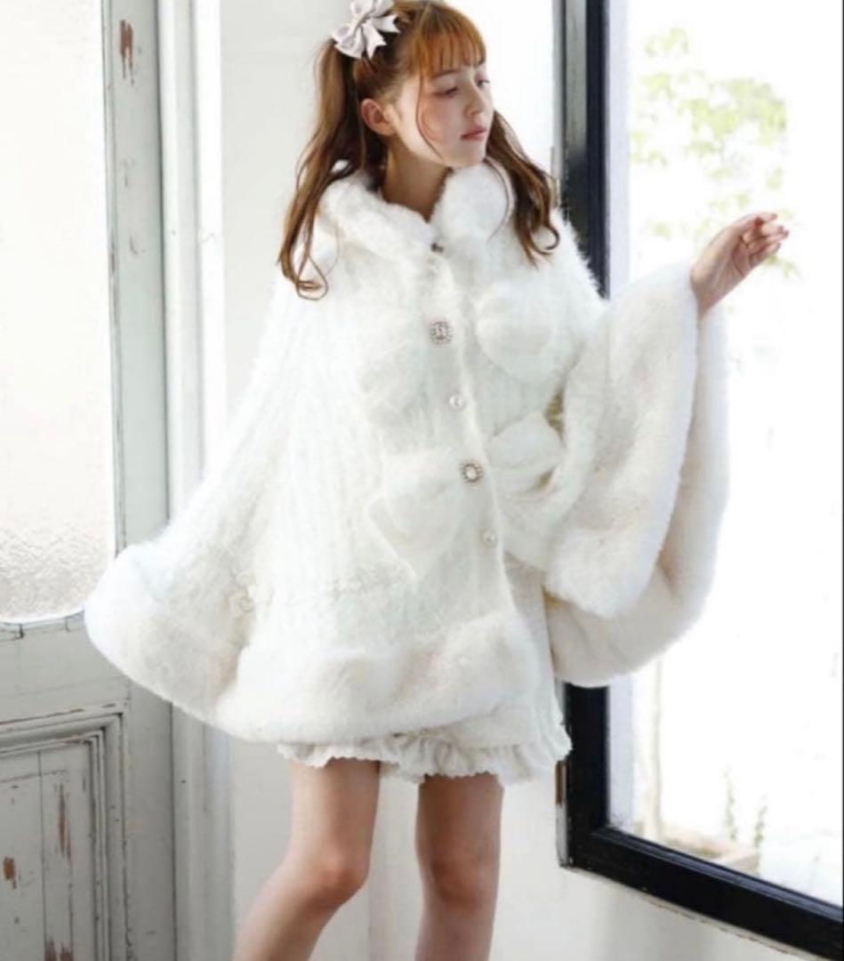 リズリサ　ポンチョ