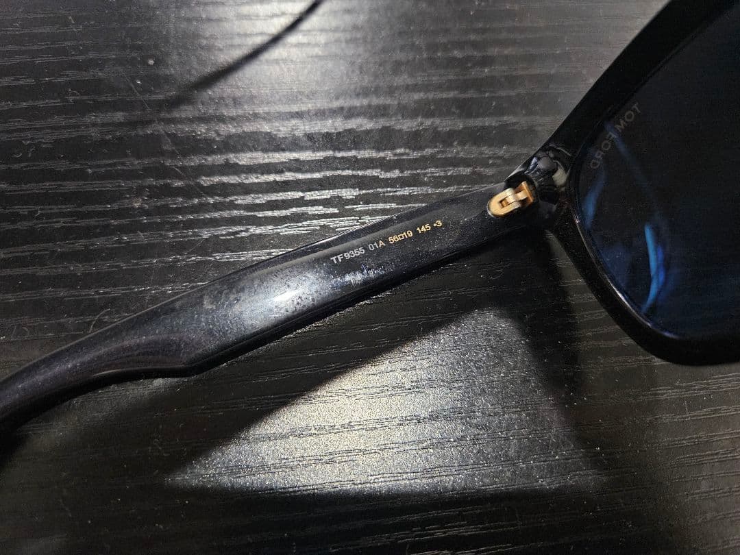 TOM FORD ブラック サングラス 付属ケース付き